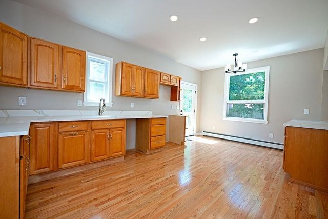 8 Courtland Street, Farmington, NH 03835