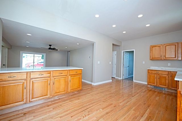 8 Courtland Street, Farmington, NH 03835