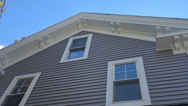8 Courtland Street, Farmington, NH 03835