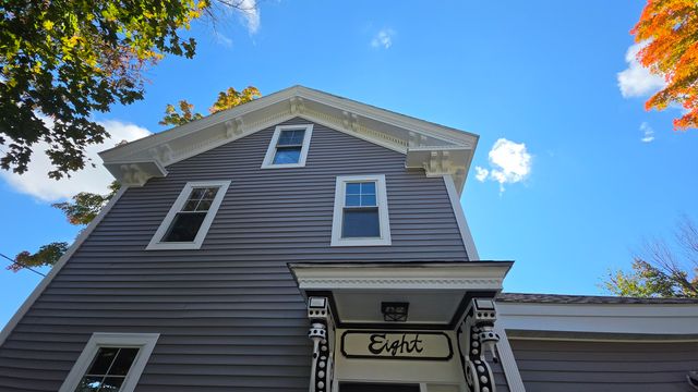 8 Courtland Street, Farmington, NH 03835