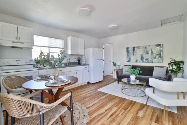 434 Hibiscus Court, East Palo Alto, CA 94303