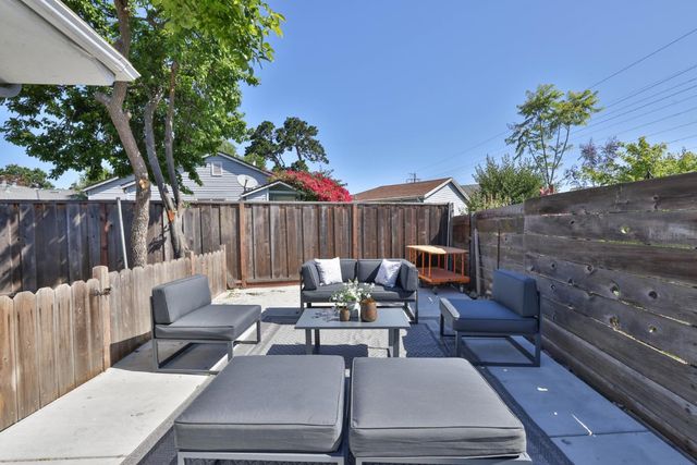 434 Hibiscus Court, East Palo Alto, CA 94303