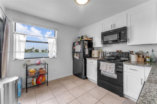 1400 Jefferson Drive 1400 B, Homestead, FL 33034