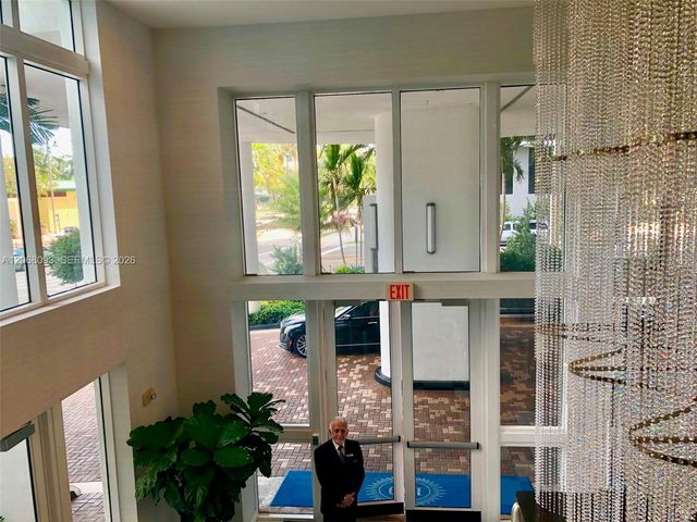 1800 N Bayshore Drive 1905, Miami, FL 33132