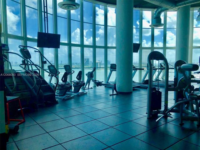 1800 N Bayshore Drive 1905, Miami, FL 33132