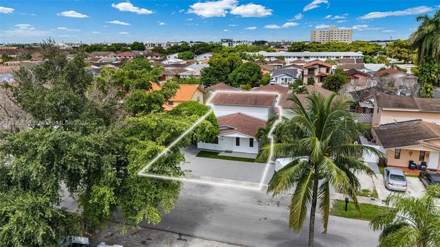 1283 W 42nd St, Hialeah, FL 33012