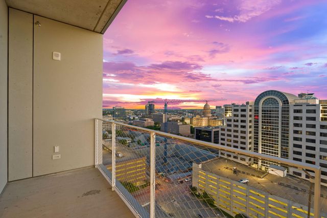 313 W 17th ST 2106, Austin, TX 78701