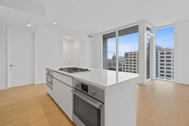313 W 17th ST 2106, Austin, TX 78701