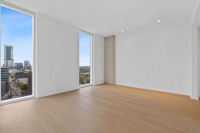 313 W 17th ST 2106, Austin, TX 78701