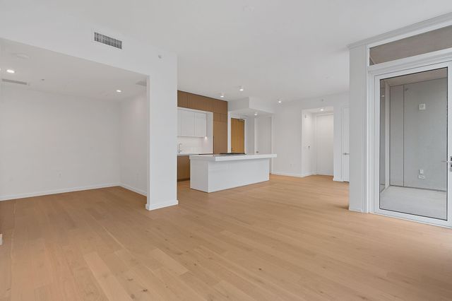 313 W 17th ST 2106, Austin, TX 78701