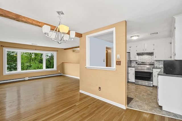 72 Westfield Dr, North Attleboro, MA 02760