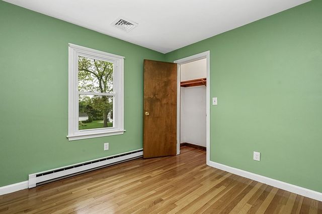 72 Westfield Dr, North Attleboro, MA 02760