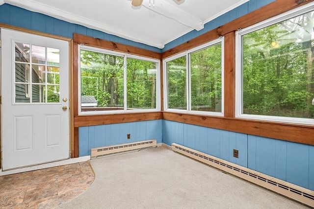 72 Westfield Dr, North Attleboro, MA 02760