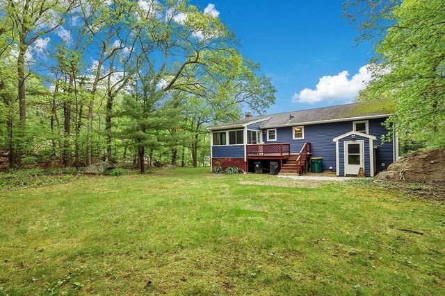 72 Westfield Dr, North Attleboro, MA 02760