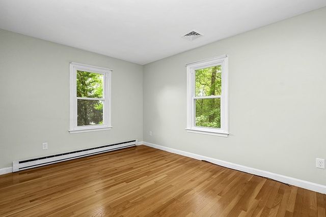 72 Westfield Dr, North Attleboro, MA 02760