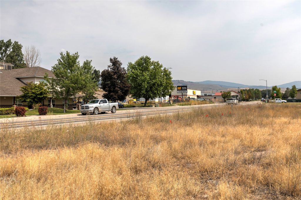 401 Expressway, Missoula, MT 59808 photo 12