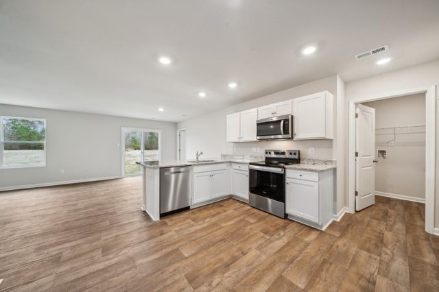 128 MEADOW RIDGE WAY, Staunton, VA 24401