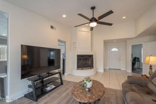 3978 Blackwood Street, Newbury Park, CA 91320