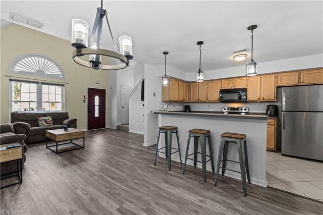 891 Old Clubhouse RD, Virginia Beach, VA 23453