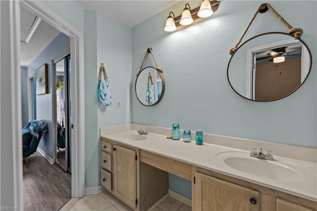 891 Old Clubhouse RD, Virginia Beach, VA 23453