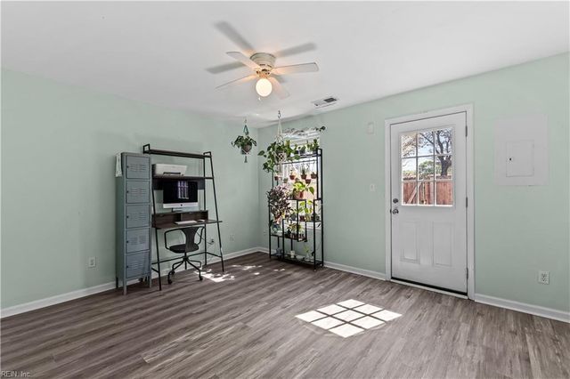 891 Old Clubhouse RD, Virginia Beach, VA 23453