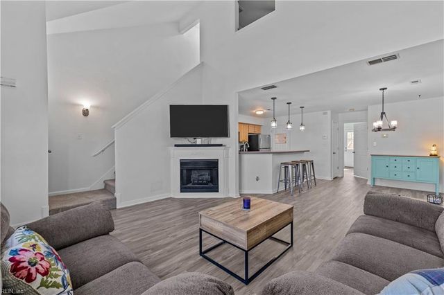 891 Old Clubhouse RD, Virginia Beach, VA 23453