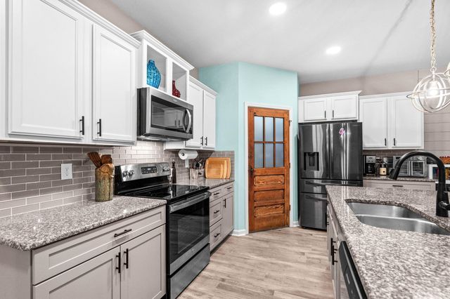 23 Parkglen Dr., Pawleys Island, SC 29585