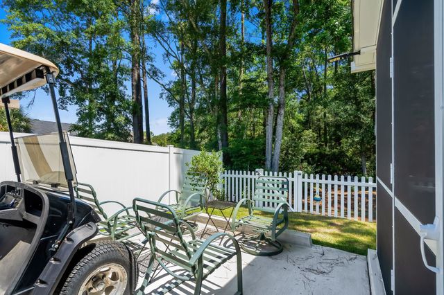 23 Parkglen Dr., Pawleys Island, SC 29585