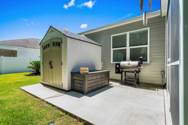 23 Parkglen Dr., Pawleys Island, SC 29585