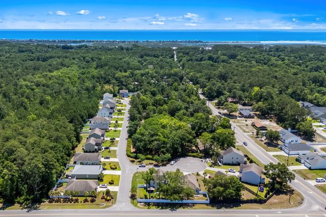 23 Parkglen Dr., Pawleys Island, SC 29585