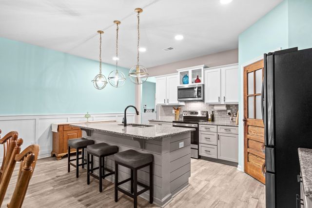 23 Parkglen Dr., Pawleys Island, SC 29585