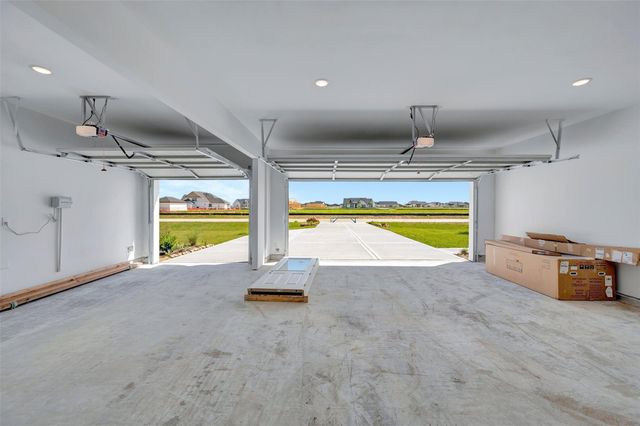 5021 Bluebell Way, Waller, TX 77484
