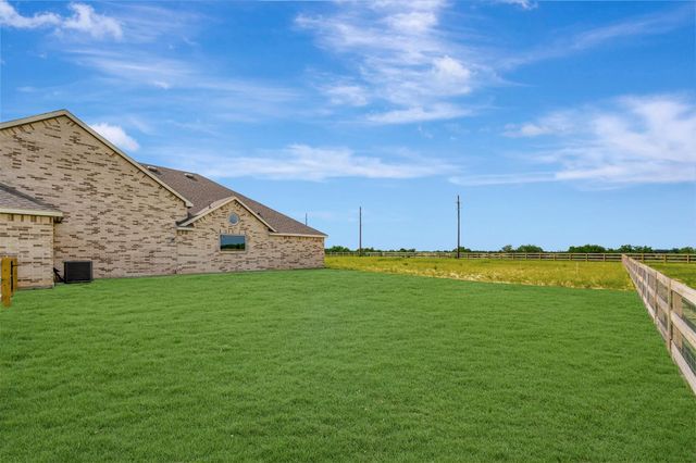 5021 Bluebell Way, Waller, TX 77484