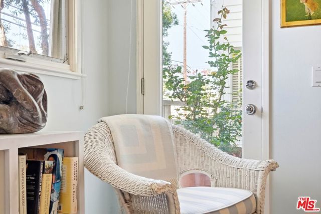 2115 3rd Street 102, Santa Monica, CA 90405