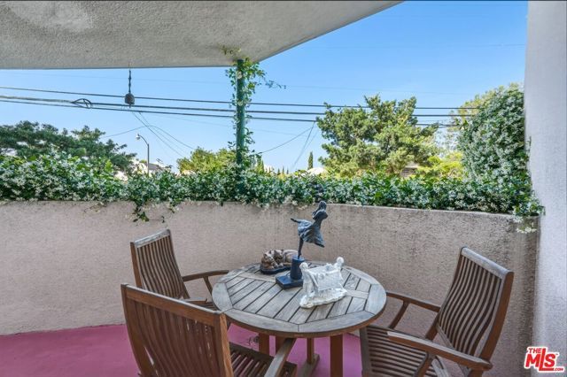 2115 3rd Street 102, Santa Monica, CA 90405