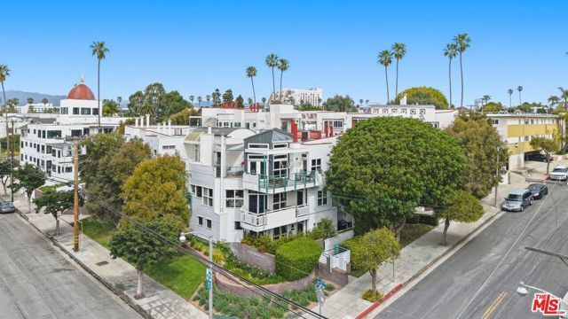 2115 3rd Street 102, Santa Monica, CA 90405