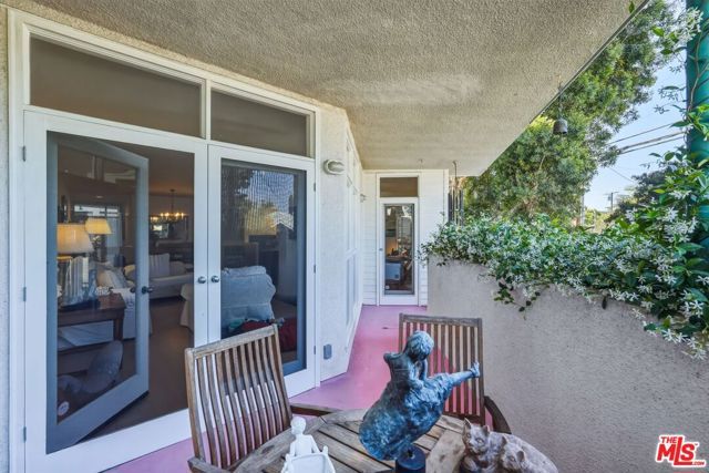 2115 3rd Street 102, Santa Monica, CA 90405