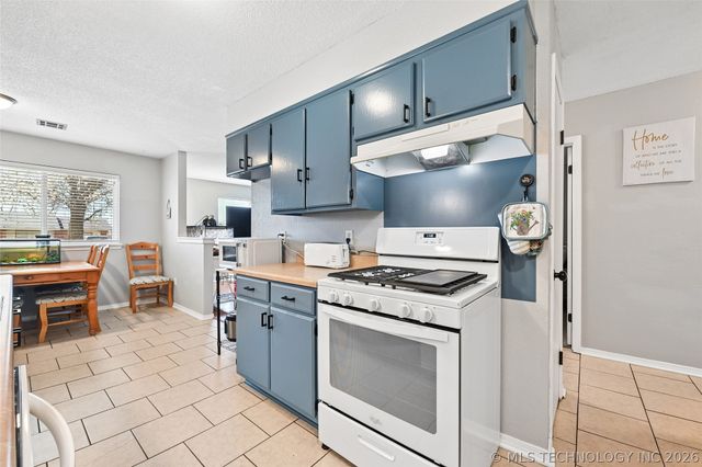 109 E 149th Street, Glenpool, OK 74033