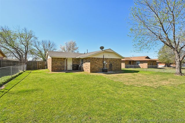 109 E 149th Street, Glenpool, OK 74033