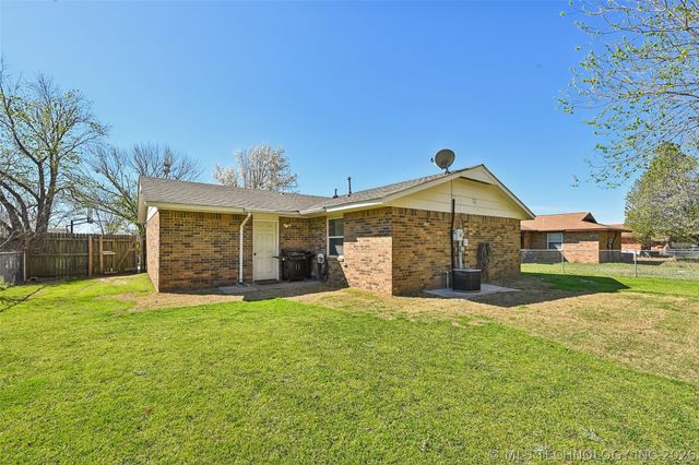 109 E 149th Street, Glenpool, OK 74033