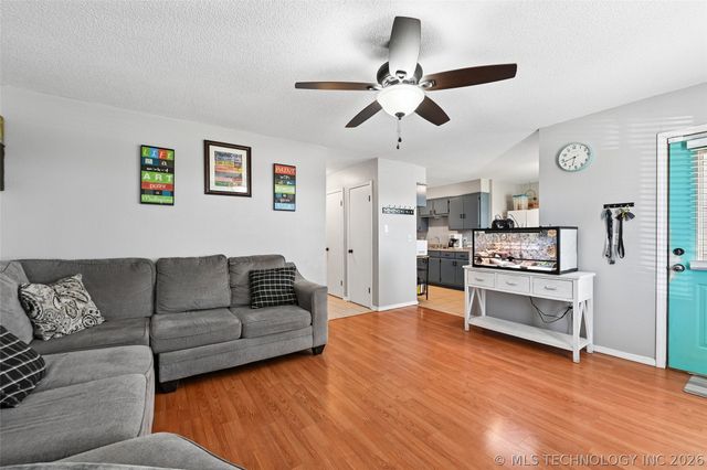 109 E 149th Street, Glenpool, OK 74033