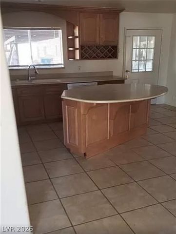 7990 Firethorn, Las Vegas, NV 89123