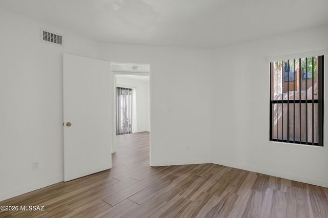 1432 W Calle Gallego, Tucson, AZ 85745