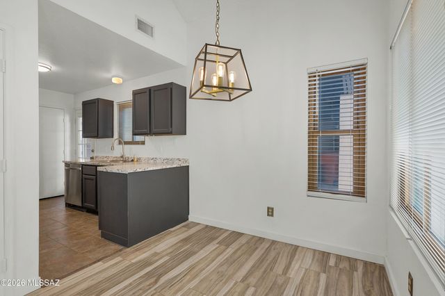 1432 W Calle Gallego, Tucson, AZ 85745