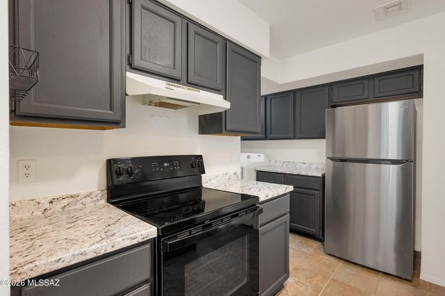 1432 W Calle Gallego, Tucson, AZ 85745