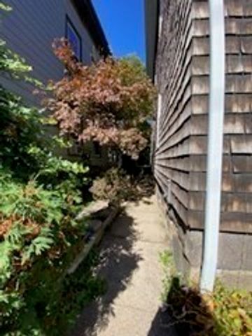 29 Wallis 1, Beverly, MA 01915