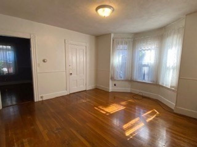 29 Wallis 1, Beverly, MA 01915