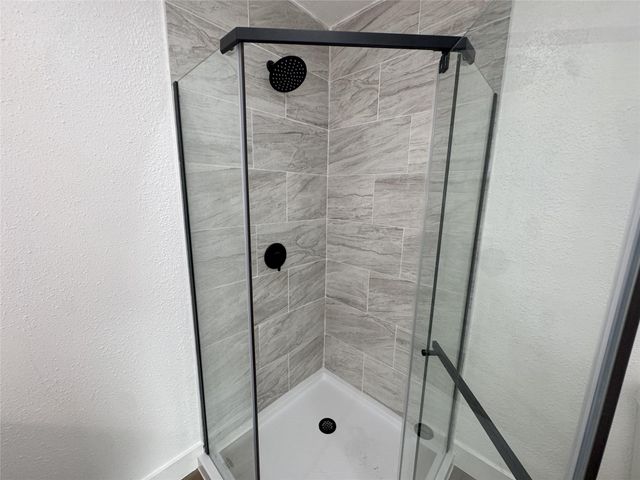 1203 W 6th Street, Freeport, TX 77541