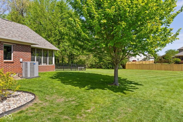 14 Trotters Run, Brownsburg, IN 46112