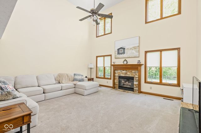 14 Trotters Run, Brownsburg, IN 46112